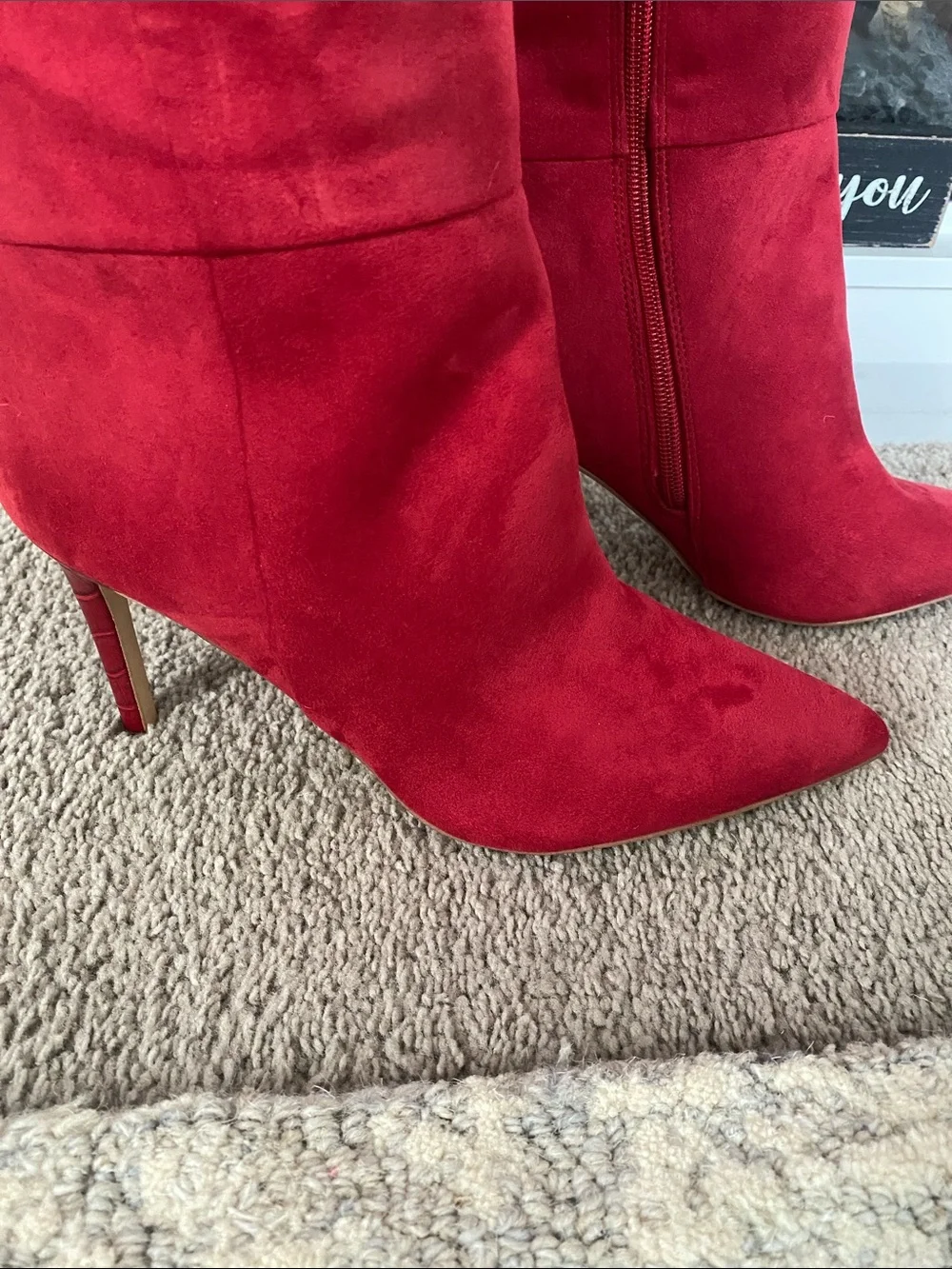 NEW.  Nine West Red Pointed-Toe Stiletto Boots